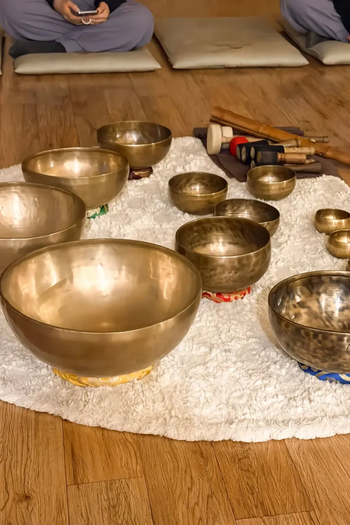 Buddhist singing bowls