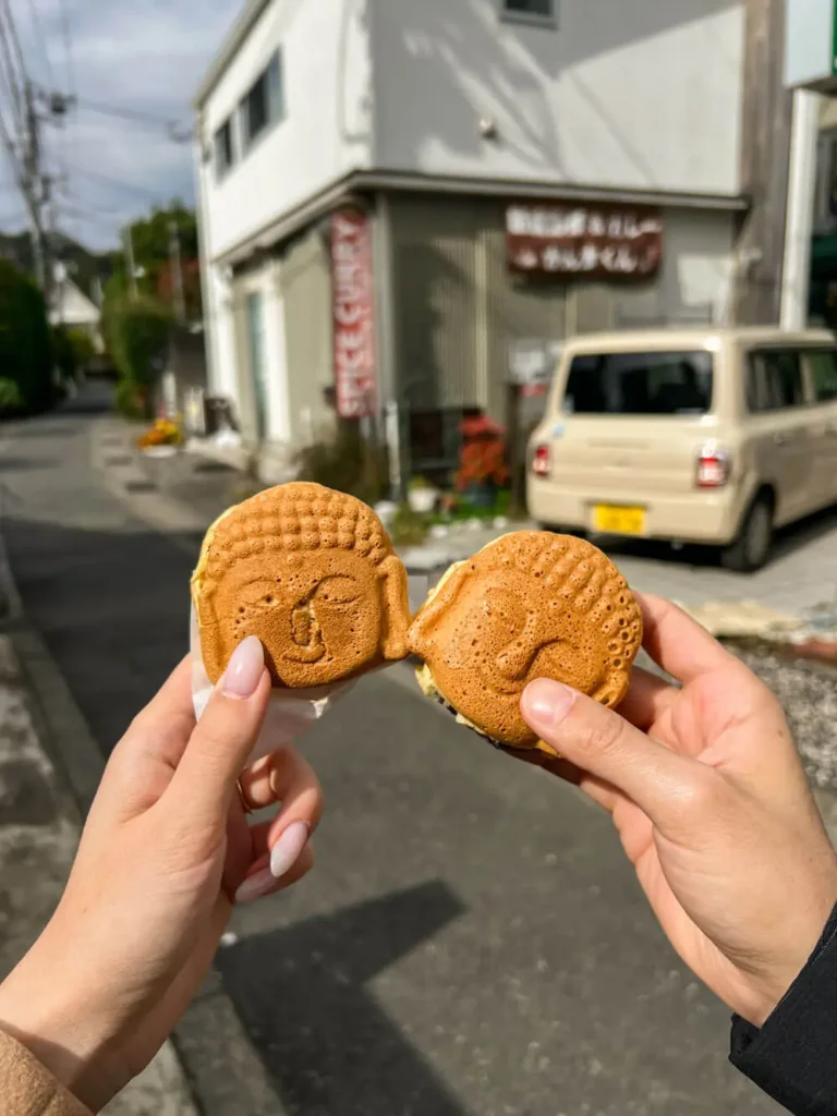 Kamakura famous snack: Kamakura Buddha Cake