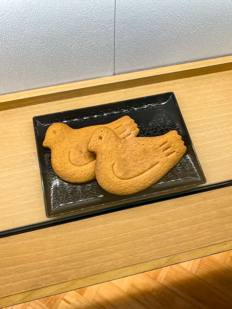 Kamakura famous snack: Hato Sabure