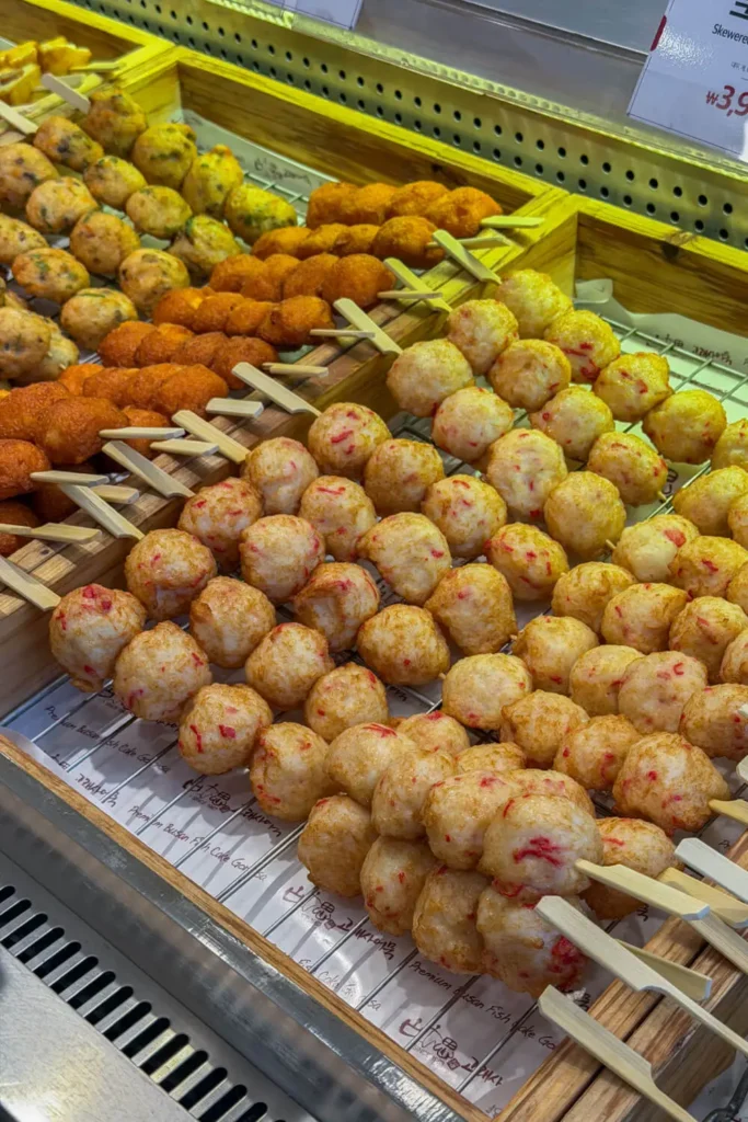 Famous Busan snacks: Busan Eomuk (Fish Cakes)